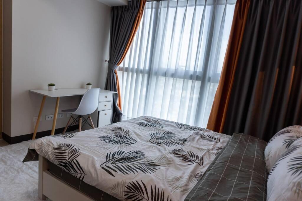 A2J Luxury 2Br Bgc Uptown Suite Near Uptown Mall Manila Exteriér fotografie