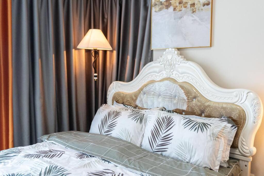 A2J Luxury 2Br Bgc Uptown Suite Near Uptown Mall Manila Exteriér fotografie