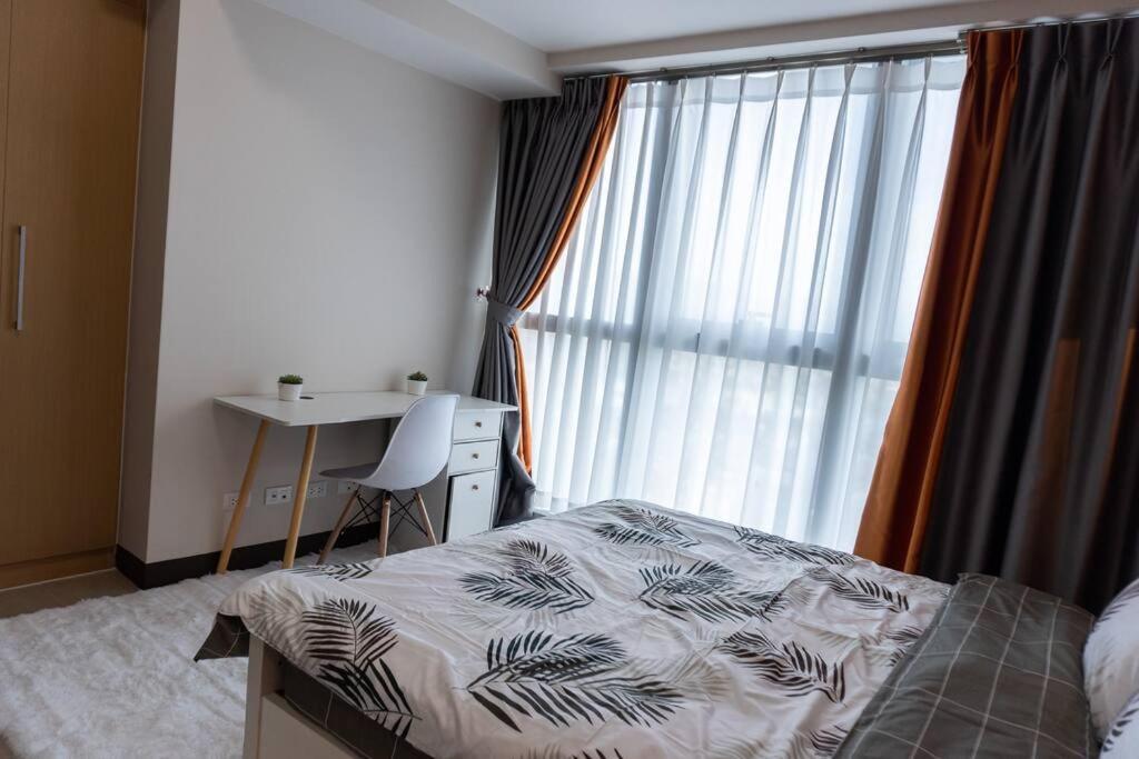 A2J Luxury 2Br Bgc Uptown Suite Near Uptown Mall Manila Exteriér fotografie