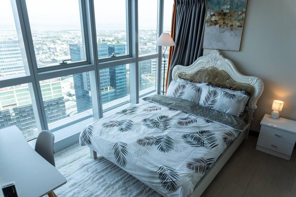 A2J Luxury 2Br Bgc Uptown Suite Near Uptown Mall Manila Exteriér fotografie