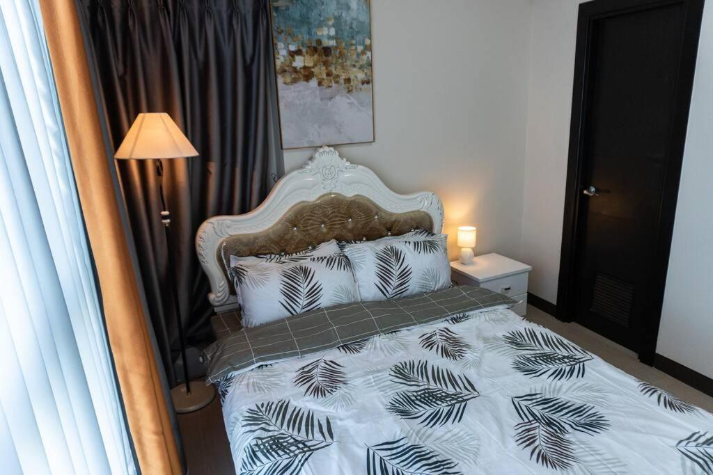 A2J Luxury 2Br Bgc Uptown Suite Near Uptown Mall Manila Exteriér fotografie