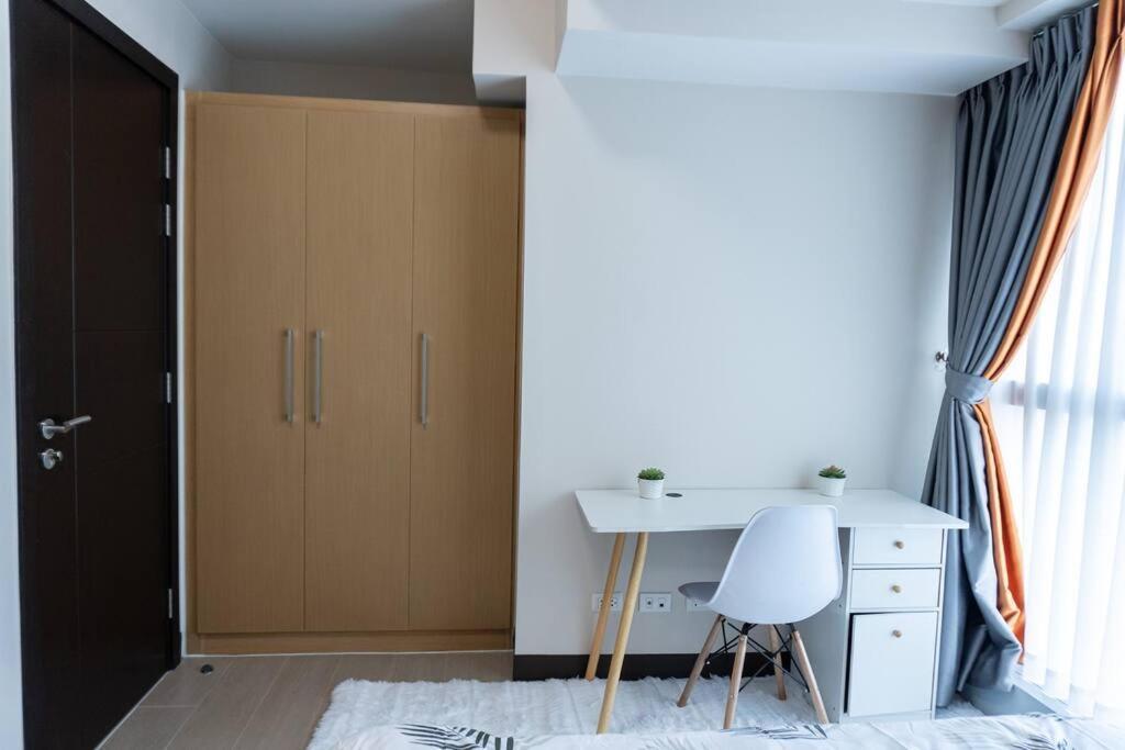 A2J Luxury 2Br Bgc Uptown Suite Near Uptown Mall Manila Exteriér fotografie