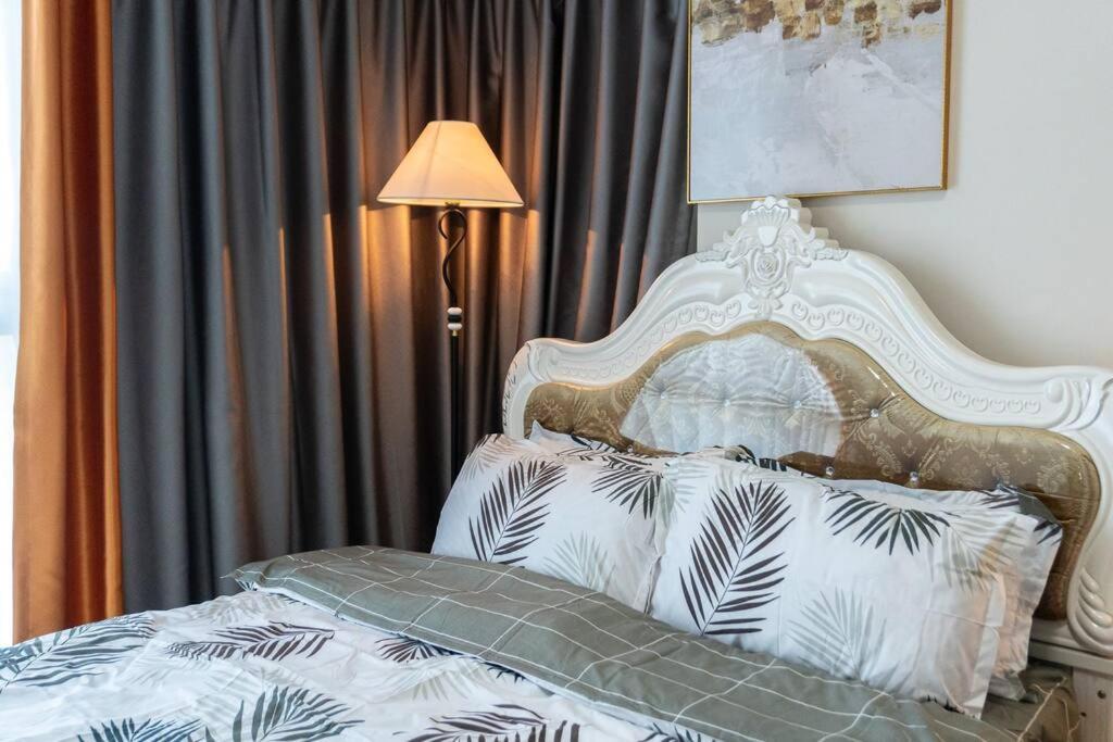 A2J Luxury 2Br Bgc Uptown Suite Near Uptown Mall Manila Exteriér fotografie