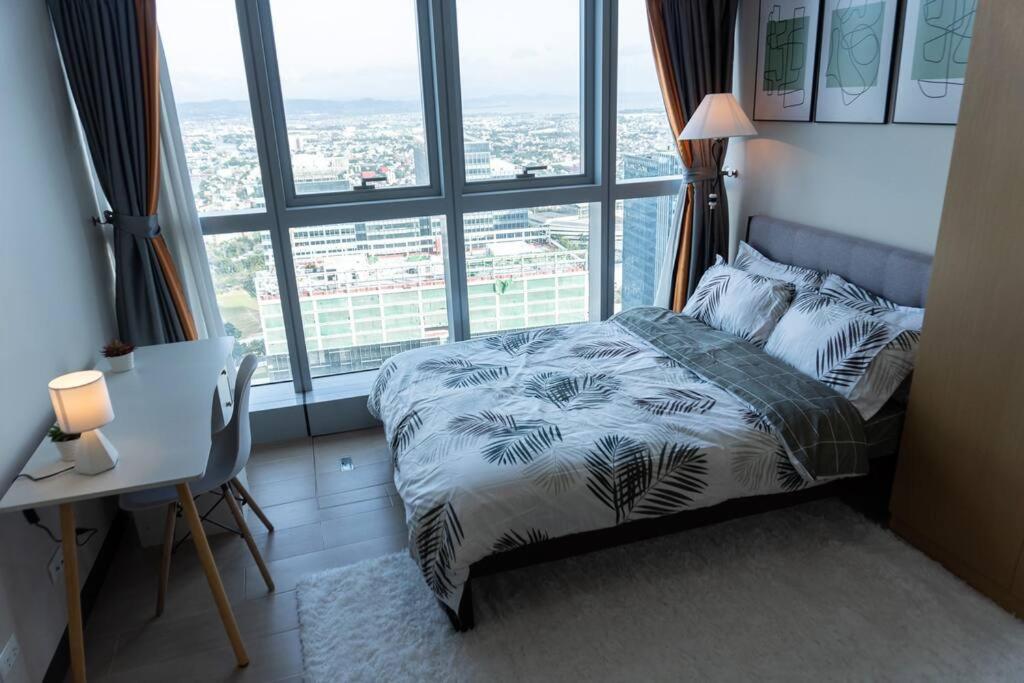 A2J Luxury 2Br Bgc Uptown Suite Near Uptown Mall Manila Exteriér fotografie