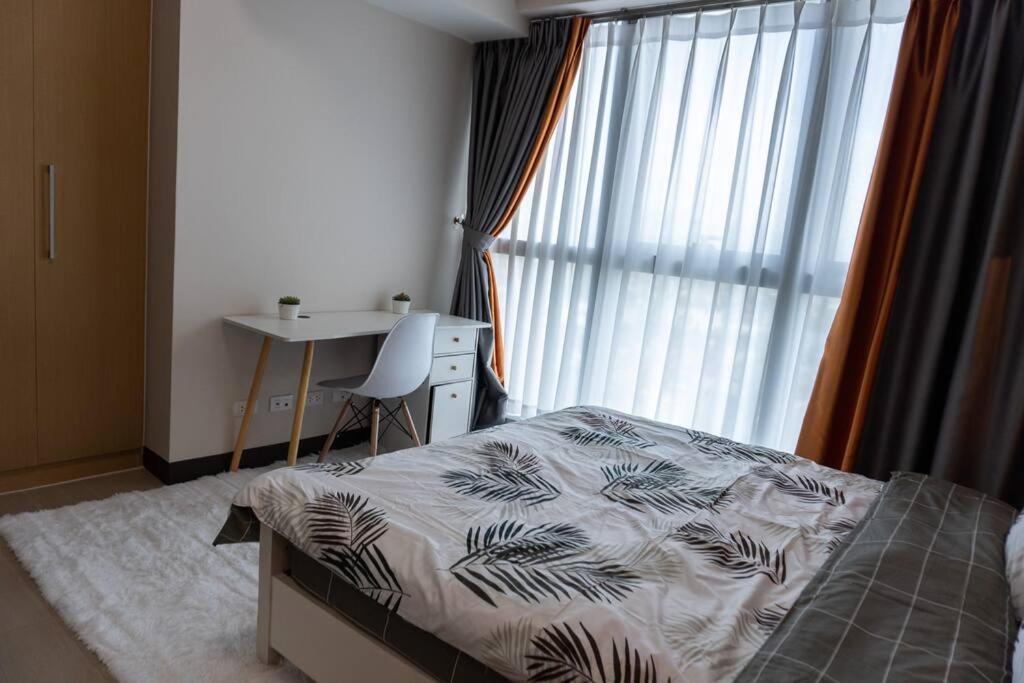 A2J Luxury 2Br Bgc Uptown Suite Near Uptown Mall Manila Exteriér fotografie