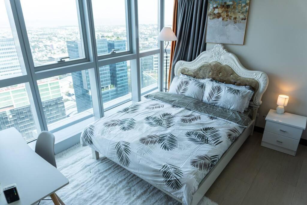 A2J Luxury 2Br Bgc Uptown Suite Near Uptown Mall Manila Exteriér fotografie