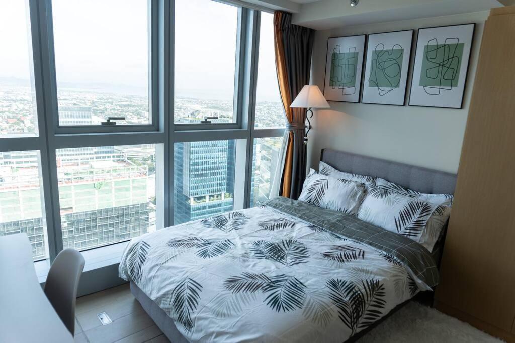 A2J Luxury 2Br Bgc Uptown Suite Near Uptown Mall Manila Exteriér fotografie