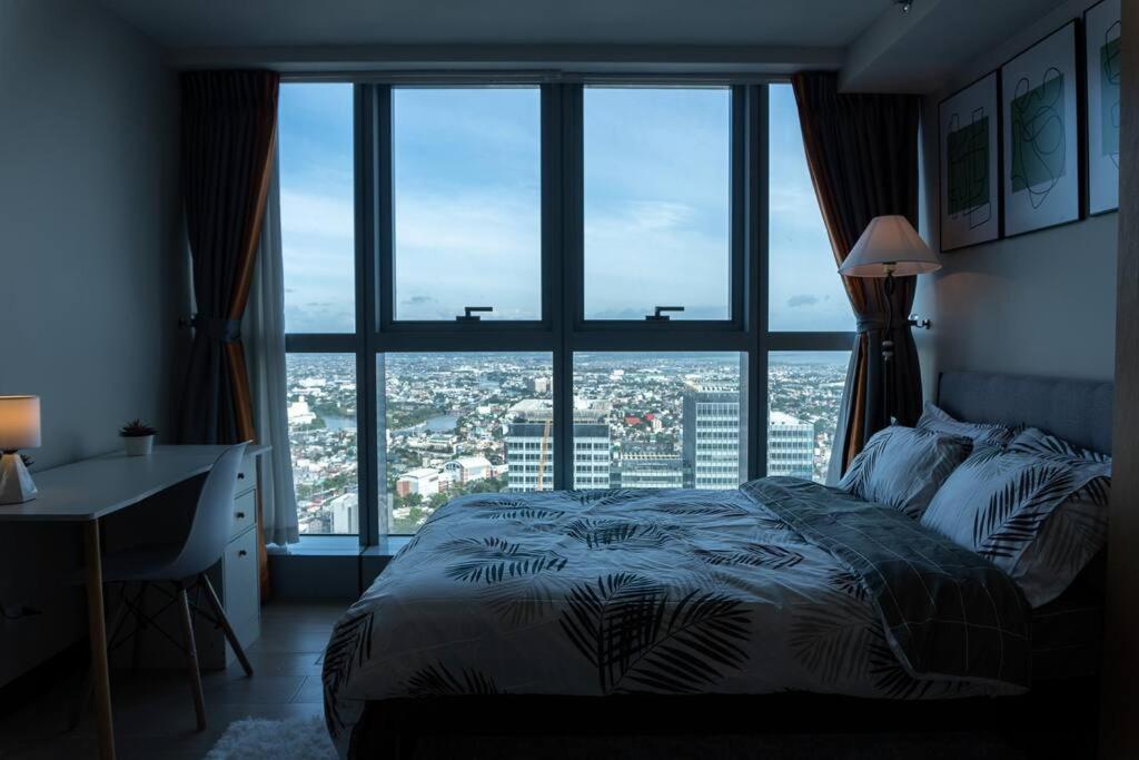 A2J Luxury 2Br Bgc Uptown Suite Near Uptown Mall Manila Exteriér fotografie
