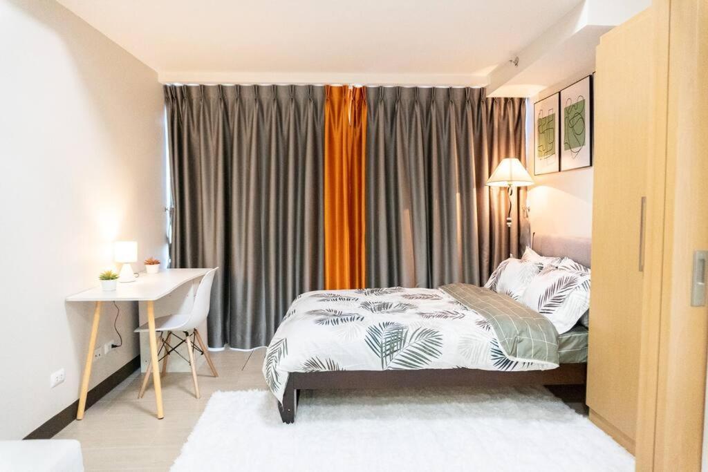A2J Luxury 2Br Bgc Uptown Suite Near Uptown Mall Manila Exteriér fotografie