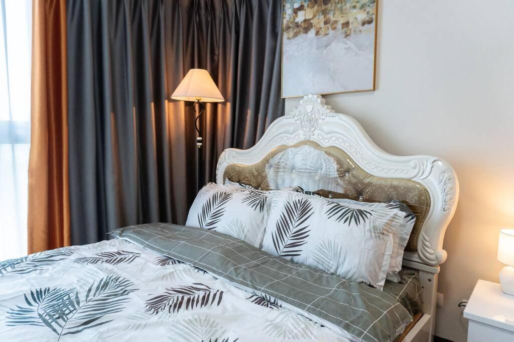 A2J Luxury 2Br Bgc Uptown Suite Near Uptown Mall Manila Exteriér fotografie